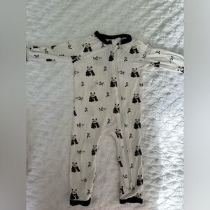 Kyte baby panda romper 0-3 months